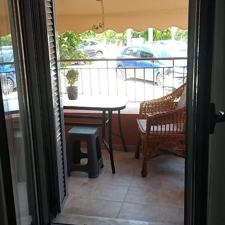 Lefkas *